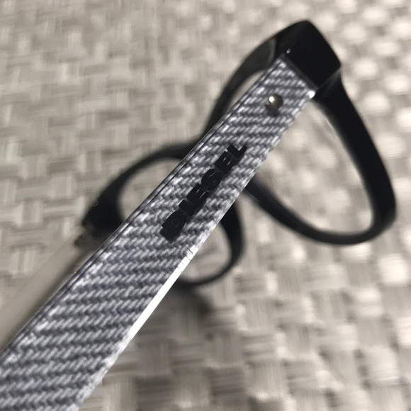 Diesel Frame - Picture 6 of 8